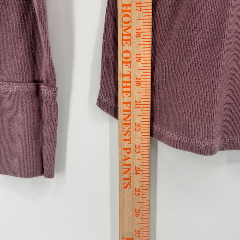 Abercrombie & Fitch‎ Womens Small Mauve Ribbed Long Sleeve Henley V-Neck Top - Picture 7 of 8